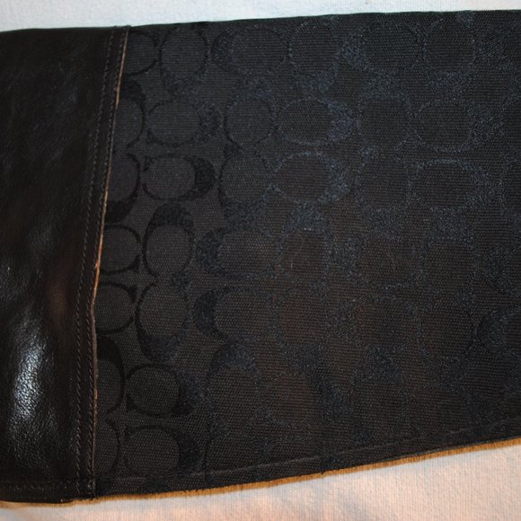 COACH BLACK  BOOTS  SLIGHTLY USED SZ 10B - Picture 2 of 4